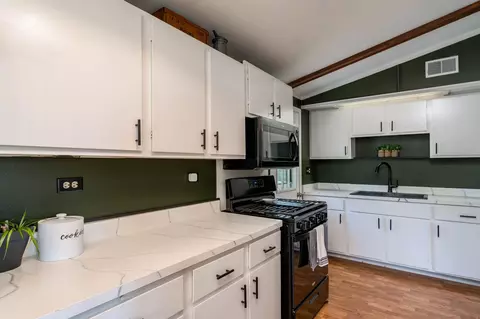 Kitchen - 712 Pine St, Nicollet, MN 56074 photo 4 of 4