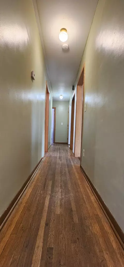 Entry Way - 601 N Bruce St, Marshall, MN 56258 photo 1 of 1