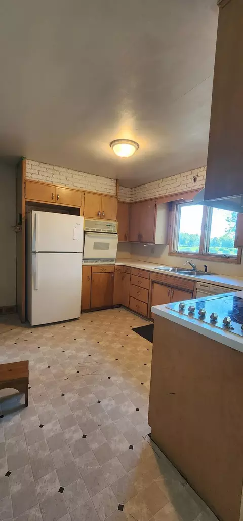 Kitchen - 601 N Bruce St, Marshall, MN 56258 photo 1 of 3