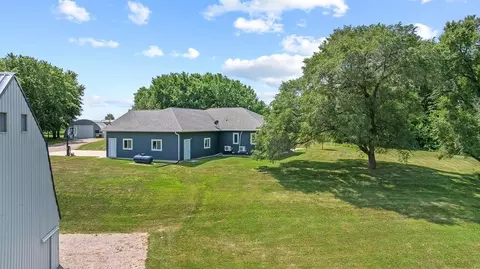 Exterior - 2615 210th Ave, Marshall, MN 56258 photo 16 of 19