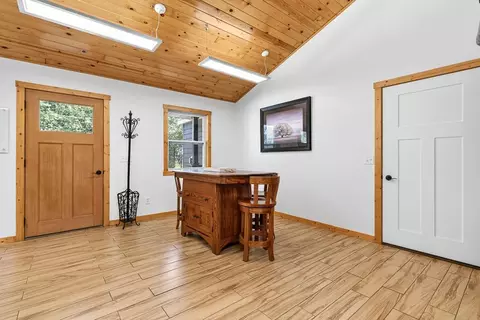 Entry Way - 2615 210th Ave, Marshall, MN 56258 photo 5 of 5
