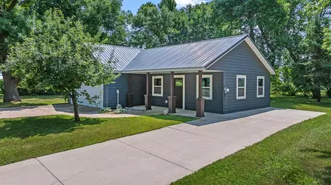 Exterior - 2615 210th Ave, Marshall, MN 56258 photo 6 of 19