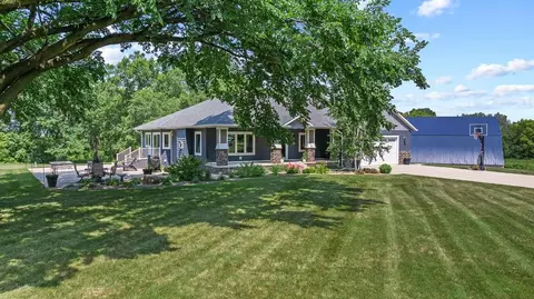 Exterior - 2615 210th Ave, Marshall, MN 56258 photo 9 of 19