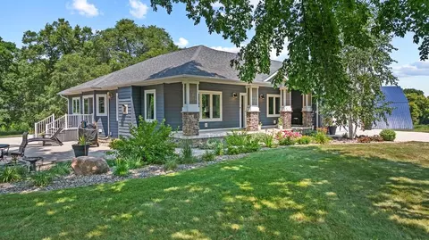 Exterior - 2615 210th Ave, Marshall, MN 56258 photo 11 of 19