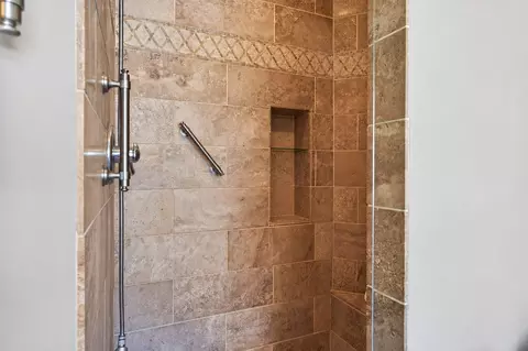 Bath - 1231 Cobblestone Rd N, Champlin, MN 55316 photo 3 of 4