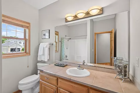 Bath - 1231 Cobblestone Rd N, Champlin, MN 55316 photo 2 of 4