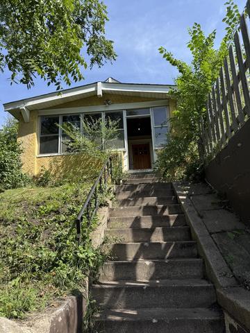 1615 7th St E, Saint Paul, MN 55106