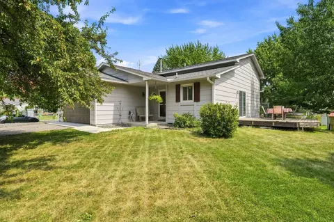 Exterior - 7156 Brian Dr, Centerville, MN 55038 photo 2 of 6
