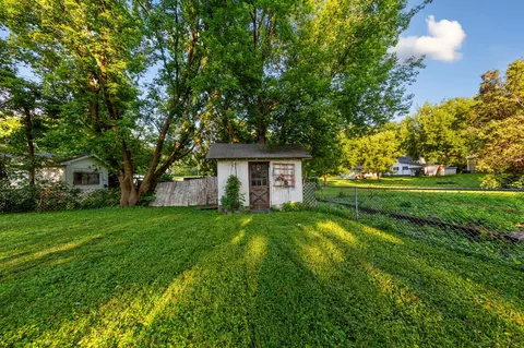 Exterior - 511 Division St, Waterville, MN 56096 photo 7 of 10