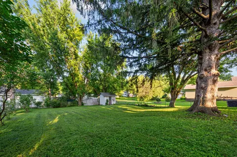Exterior - 511 Division St, Waterville, MN 56096 photo 10 of 10