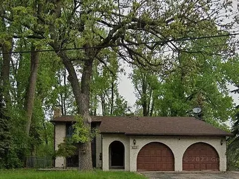 404 Cimarron Rd, Apple Valley, MN 55124