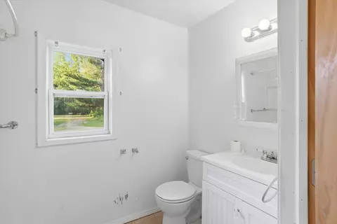 127 N 2nd Ave, Warba, MN 55793 photo 10