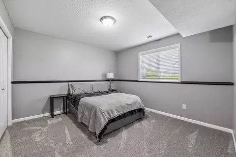 Bedroom - 2131 River Bend Trl, Mayer, MN 55360 photo 5 of 6