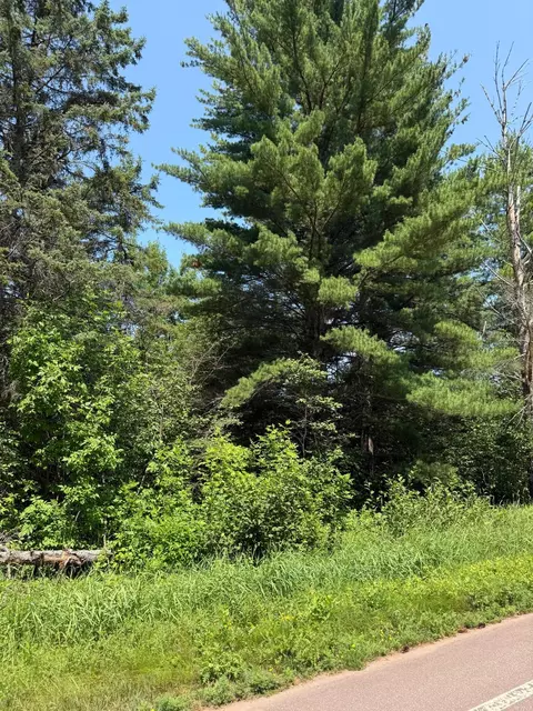 740 Middle Rd, La Pointe, WI 54850 photo 13