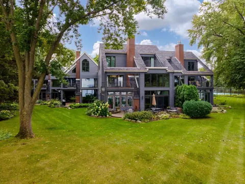 Exterior - 6658 Smithtown Rd, Excelsior, MN 55331 photo 9 of 11