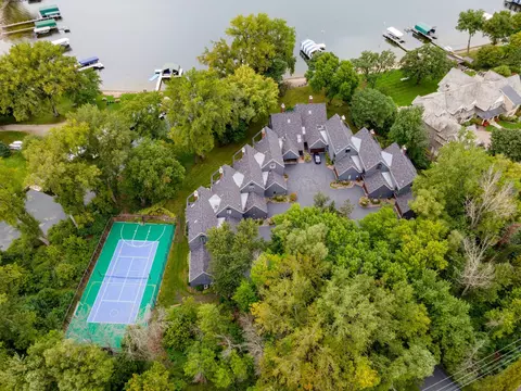 View/Area - 6658 Smithtown Rd, Excelsior, MN 55331 photo 3 of 6