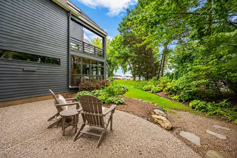 Exterior - 6658 Smithtown Rd, Excelsior, MN 55331 photo 2 of 11