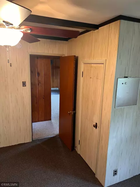 Entry Way - 1111 E Camp St, Ely, MN 55731 photo 3 of 3