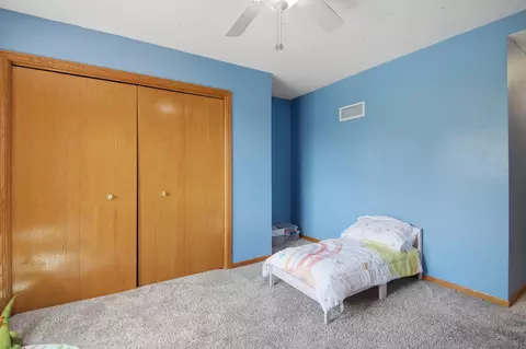 Bedroom - 904 14th Ave SE, Austin, MN 55912 photo 6 of 6