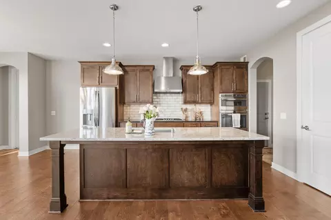 4949 Otter Trl NE, Saint Michael, MN 55376
