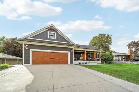 Exterior - 8524 Haeg Dr, Bloomington, MN 55431 photo 17 of 20