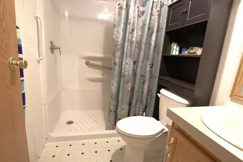 Bath - 35054 Moonlight Dr, Cushing, MN 56443 photo 1 of 4