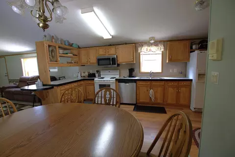 Kitchen - 35054 Moonlight Dr, Cushing, MN 56443 photo 4 of 4
