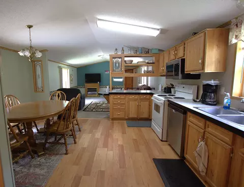 Kitchen - 35054 Moonlight Dr, Cushing, MN 56443 photo 1 of 4