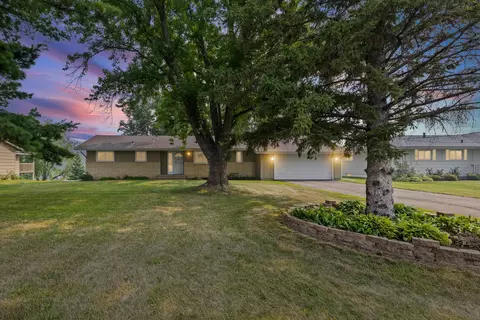 5310 Credit River Rd SE, Prior Lake, MN 55372