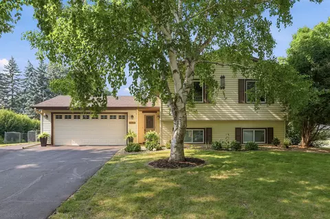 11852 99th Ave N, Maple Grove, MN 55369