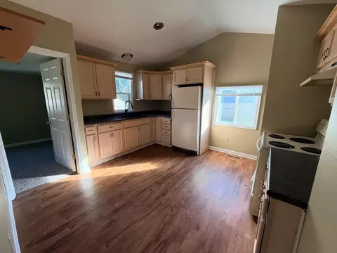 2103 3rd Ave NE, Austin, MN 55912 photo 2