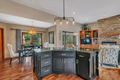 Kitchen - 2011 Temminck Rd, Saint Cloud, MN 56301 photo 3 of 7