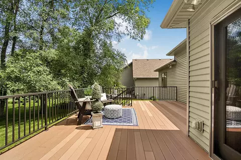 Exterior - 2011 Temminck Rd, Saint Cloud, MN 56301 photo 9 of 12