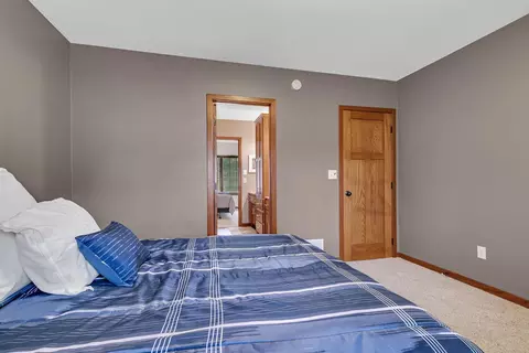Bedroom - 2011 Temminck Rd, Saint Cloud, MN 56301 photo 6 of 9