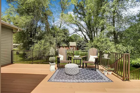 Exterior - 2011 Temminck Rd, Saint Cloud, MN 56301 photo 8 of 12