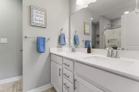 Bath - 1131 Stonebridge Path, Jordan, MN 55352 photo 1 of 5