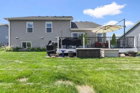 Exterior - 1131 Stonebridge Path, Jordan, MN 55352 photo 7 of 10