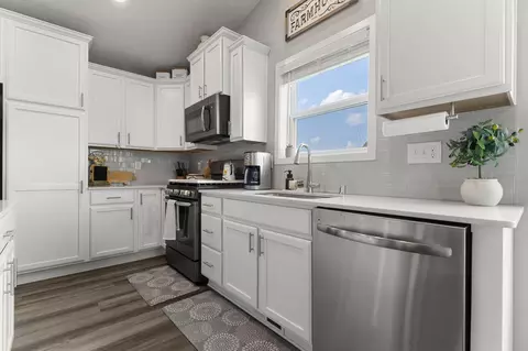Kitchen - 1131 Stonebridge Path, Jordan, MN 55352 photo 1 of 4
