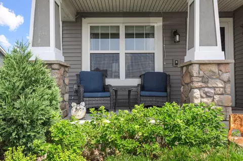 Exterior - 1131 Stonebridge Path, Jordan, MN 55352 photo 2 of 10