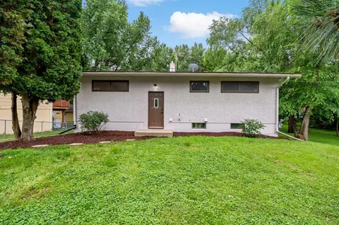 6937 Stillwater Blvd N, Oakdale, MN 55128