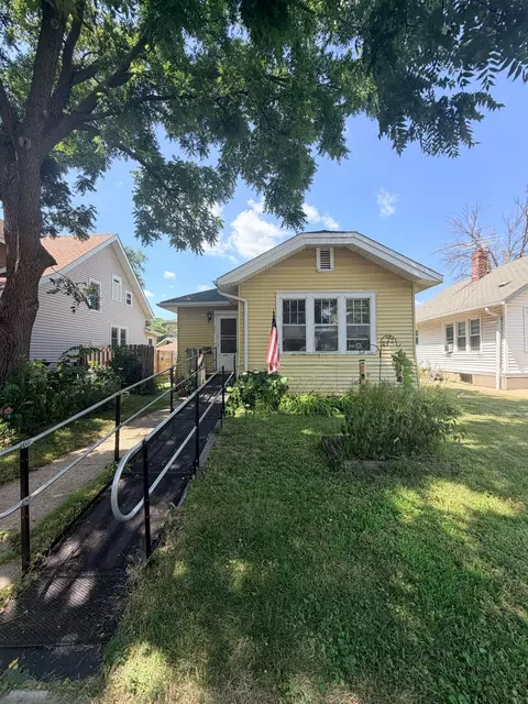 320 5th Ave S, South Saint Paul, MN 55075
