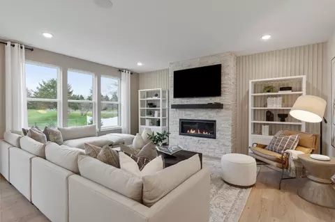 3724 Holbrook Dr, Waconia, MN 55387