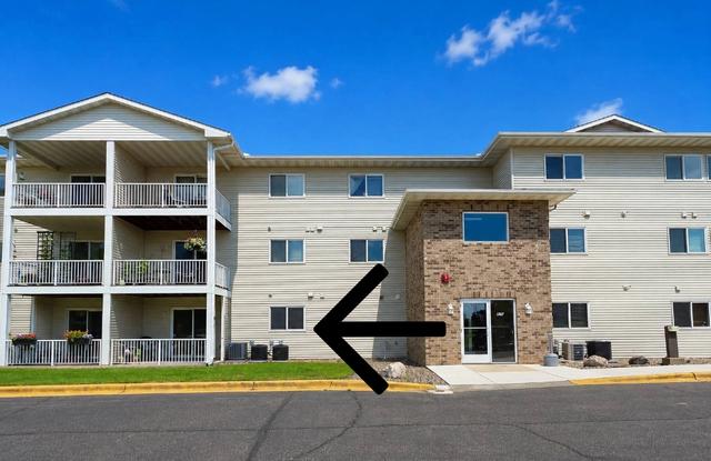875 Bahls Dr #107, Hastings, MN 55033