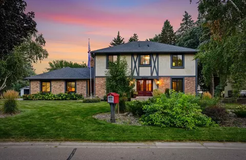9890 161st St W, Lakeville, MN 55044