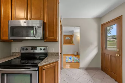Entry Way - 3255 Highway 55, Eagan, MN 55121 photo 1 of 2