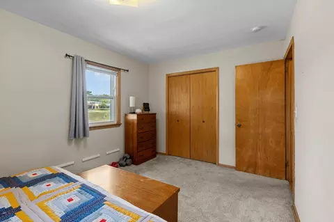 Bedroom - 3255 Highway 55, Eagan, MN 55121 photo 2 of 4