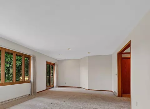 Living - 10 Allendale Dr, Saint Cloud, MN 56301 photo 6 of 8
