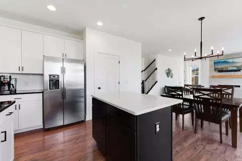 Kitchen - 3927 Founders Path, Chaska, MN 55318 photo 6 of 6