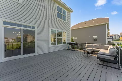 Exterior - 3927 Founders Path, Chaska, MN 55318 photo 9 of 18