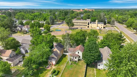 View/Area - 614 N 8th St, Brainerd, MN 56401 photo 1 of 5